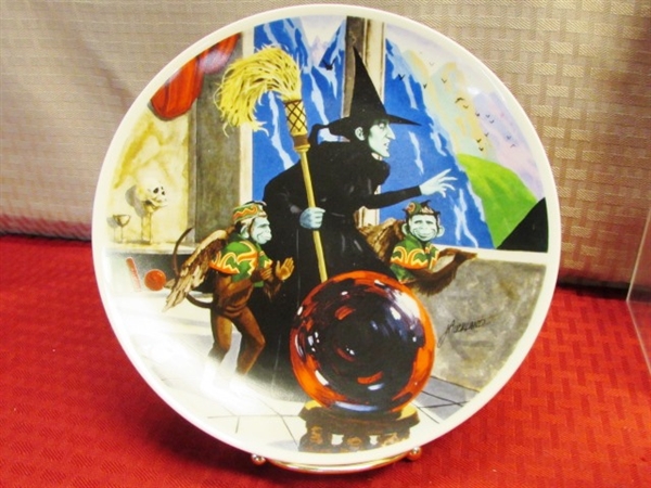 SOMEWHERE OVER THE RAINBOW - 5 WIZARD OF OZ COLLECTIBLE   PORCELAIN PLATES FROM KNOWLES FINE CHINA 