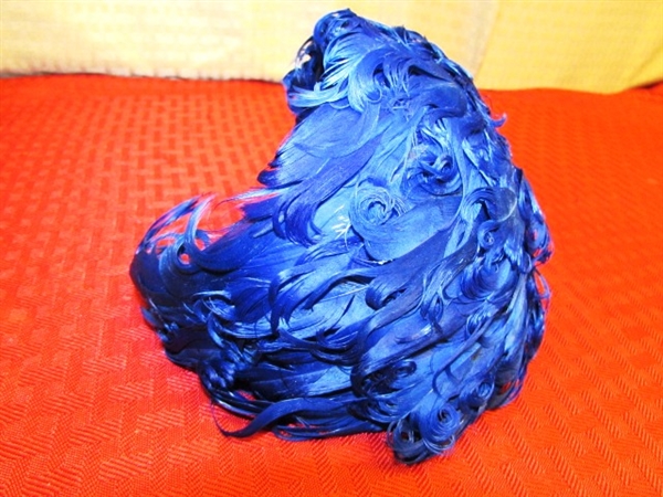 CLASSY LADY!  VINTAGE FEATHER HEADBAND HAT, HAND BAG, WALLET & BROOCH