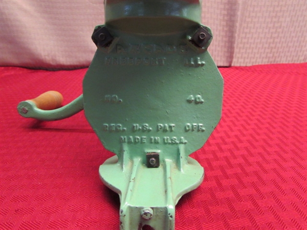 ANTIQUE CRYSTAL NO. 4 WALL MOUNT COFFEE GRINDER - MINT GREEN!