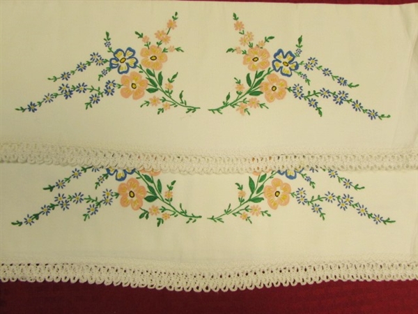 FOUR NEVER USED LOVELY VINTAGE PILLOW CASES WITH HANDMADE LACE DETAILS & EMVORIDERY PAINT DESIGNS
