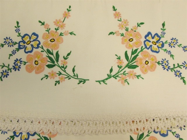 FOUR NEVER USED LOVELY VINTAGE PILLOW CASES WITH HANDMADE LACE DETAILS & EMVORIDERY PAINT DESIGNS