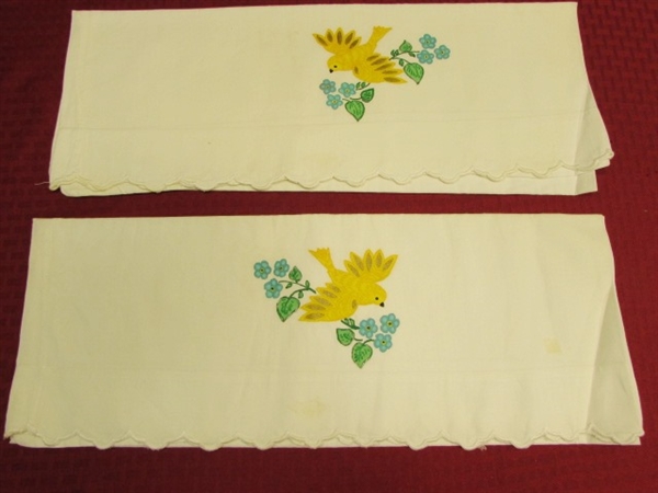 FOUR NEVER USED LOVELY VINTAGE PILLOW CASES WITH HANDMADE LACE DETAILS & EMVORIDERY PAINT DESIGNS