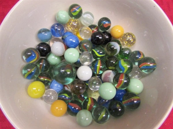 MARBLES!  BANANA'S, CLEARIES, CAT'S EYE, YELLOW STARDUST & MORE