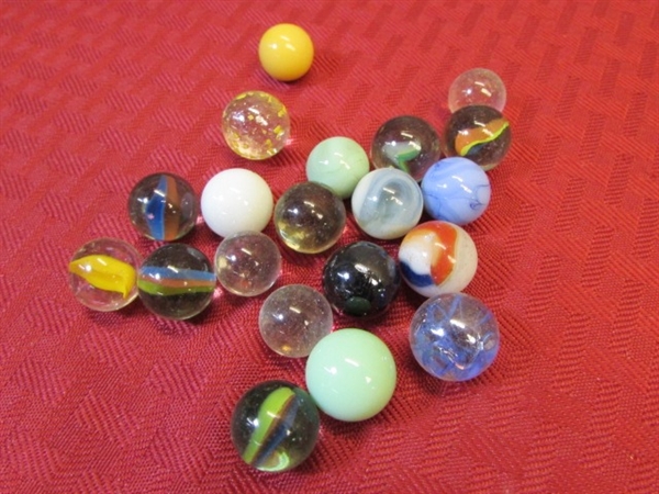 MARBLES!  BANANA'S, CLEARIES, CAT'S EYE, YELLOW STARDUST & MORE