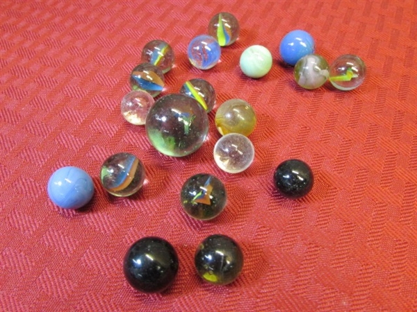 MARBLES!  BANANA'S, CLEARIES, CAT'S EYE, YELLOW STARDUST & MORE