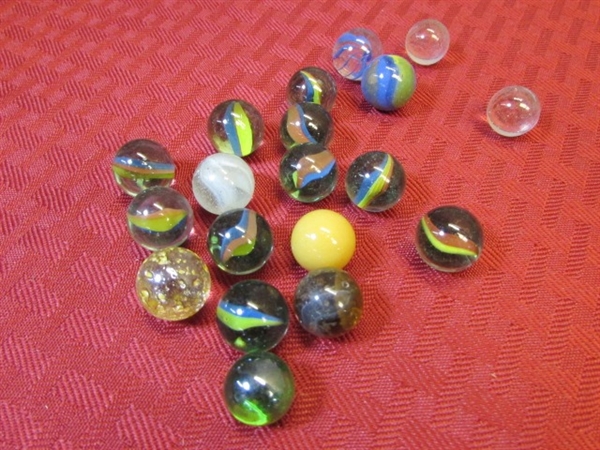 MARBLES!  BANANA'S, CLEARIES, CAT'S EYE, YELLOW STARDUST & MORE