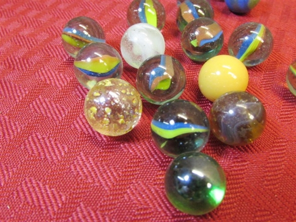 MARBLES!  BANANA'S, CLEARIES, CAT'S EYE, YELLOW STARDUST & MORE