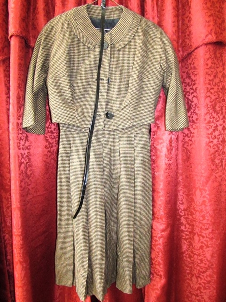 A DRESS FOR EVERY OCCASION - 10 BEAUTIFUL VINTAGE DRESSES, A NIGHTY & HAT