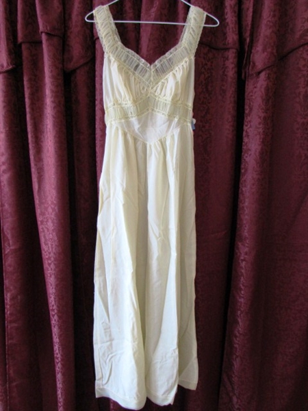 A DRESS FOR EVERY OCCASION - 10 BEAUTIFUL VINTAGE DRESSES, A NIGHTY & HAT