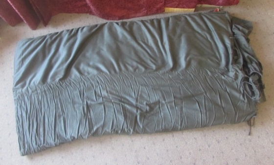 THICK HEAVY DUTY 6' SLEEPING BAG