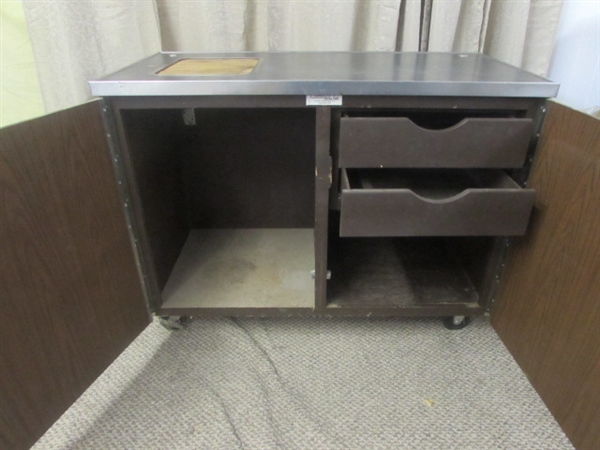 HANDY ROLLING SHOP CART FOR YOUR GARAGE OR WORKSHOP