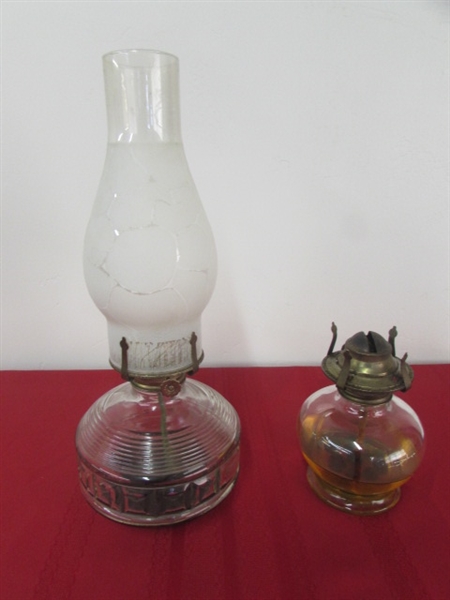 TWO NICE OLD HURRICANE STYLE OIL LAMPS