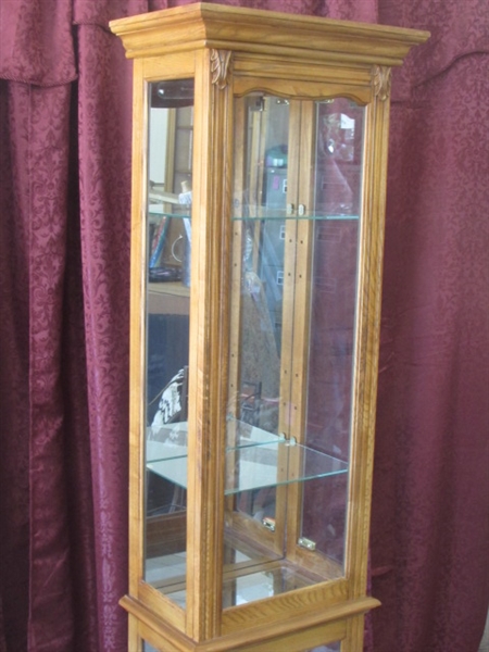 BEAUTIFUL GLASS & SOLID WOOD CURIO