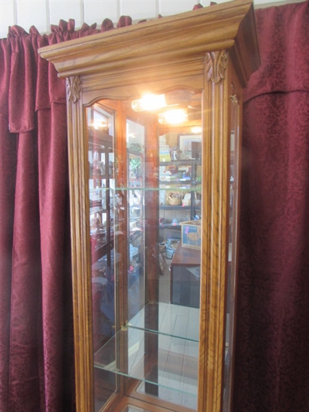 BEAUTIFUL GLASS & SOLID WOOD CURIO