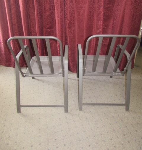 SET OF 2 COMFORTABLE PATIO CHAIRS