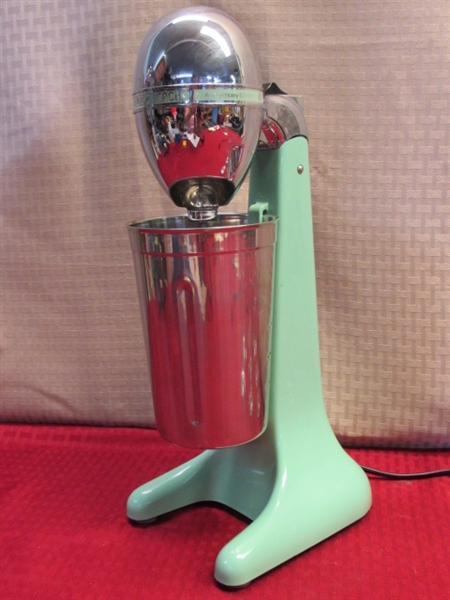 MILK SHAKES ANYONE?  CUTE OLD FASHIONED HAMILTON BEACH MIXER WITH 8 GLASSES 