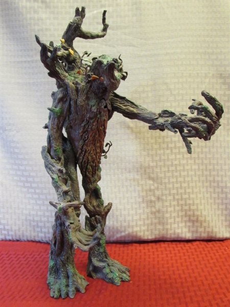 LORD OF THE RINGS TREEBEARD ENT TALKING FIGURE 17.5 TALL