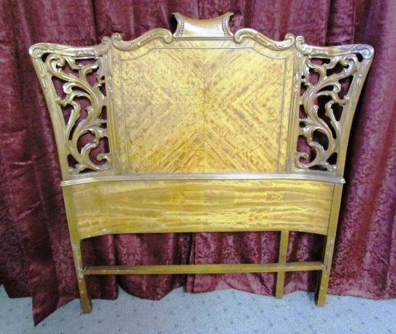 BEAUTIFUL CUSTOM CARVED MAPLE ANTIQUE TWIN BED 