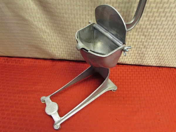 JUICE IT, CHOP IT, GRATE IT!  VINTAGE WEAREVER ALUMINUM ORANGE JUICER, CRANK CHEESE GRATER, CHOPPER & MORE