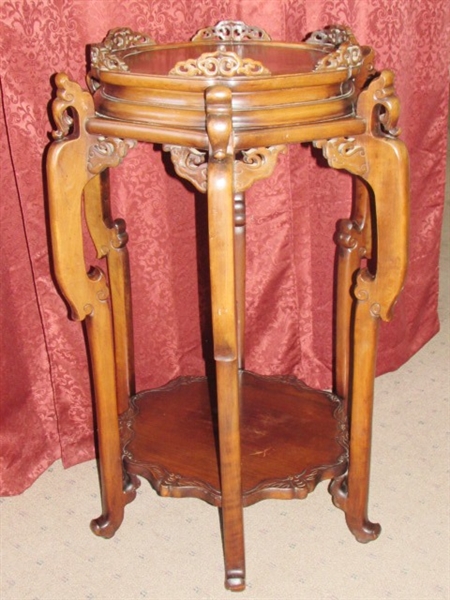 EXQUISITELY CARVED ANTIQUE/VINTAGE ASIAN TALL  ROSEWOOD VASE STAND/SIDE TABLE