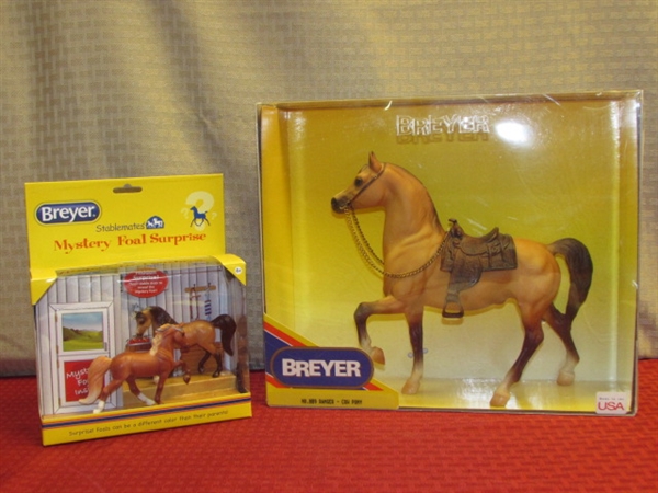 TRUSTY STEED!  BREYER RANGER- COW PONY #889  & STABLE MATES MYSTERY FOAL SURPRISE