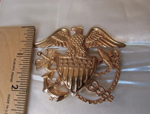 WWII ERA NAVAL MEDICAL OFFICER'S HAT INSIGNIA/BADGE