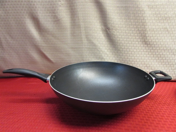 LARGE T-FAL WOK & FRY PAN & NON STICK SAUCE PAN 