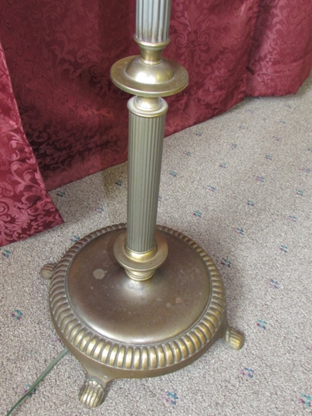 ELEGANT VINTAGE BRASS FLOOR LAMP WITH CANDELABRA STYLE LIGHTS & MILK GLASS SHADE