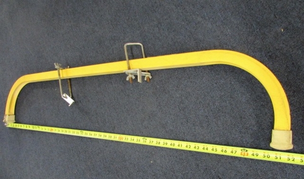 UNIVERSAL LADDER STABILIZER WITH 10 STANDOFF