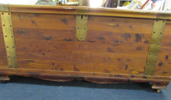 ALL CEDAR HOPE CHEST WITH COPPER ACCENT STRAPS