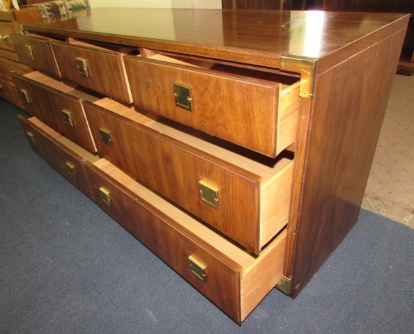 THOMASVILLE 7  DRAWER DRESSER