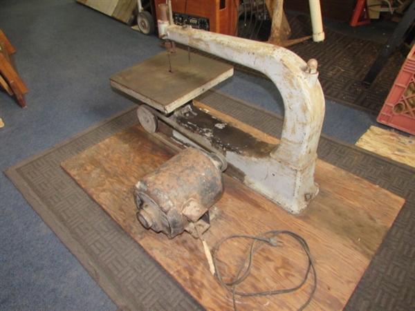 SERIOUSLY BIG BENCH SCROLL SAW 