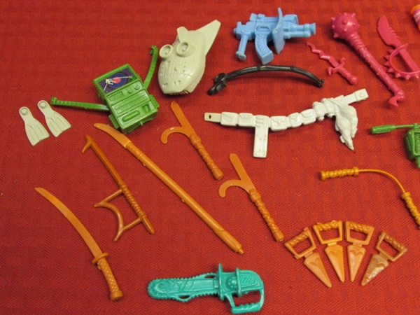 VINTAGE TEENAGE MUTANT NINJA TURTLES ACTION FIGURES & ACCESSORIES