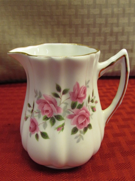 DELICATE VINTAGE SHELLEY ENGLAND FINE BONE CHINA 2 PLACE SETTINGS & A ROSINA CREAMER