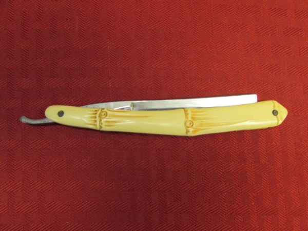 OLD TIME BARBER SHOP ANTIQUE J.R. TORREY RAZOR CO. STRAIGHT RAZOR WITH ORIGINAL CASE