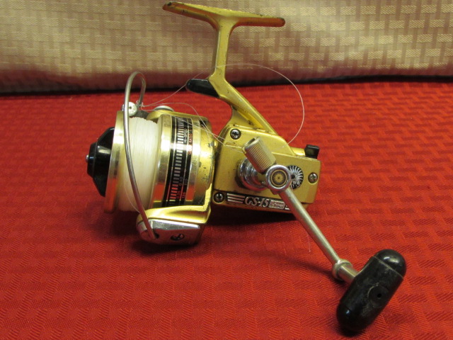 Vintage Daiwa Model Gs Spin Fishing Reel Made In Japan Working