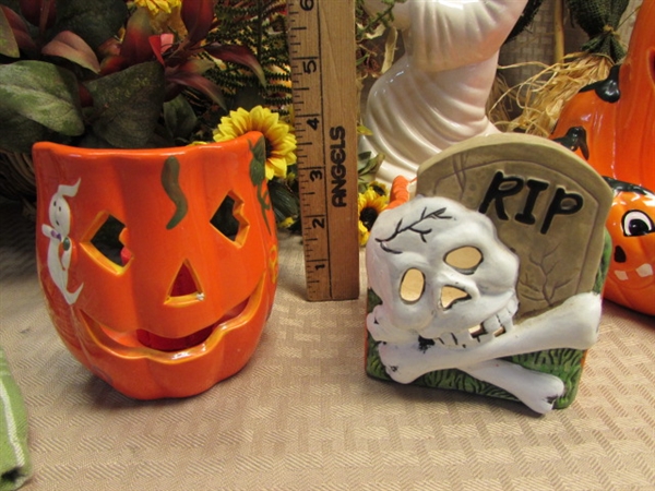 WONDERFUL FALL HARVEST & HALLOWEEN DÉCOR-SCARECROWS, CORNUCOPIAS, GHOSTS, JACK-O-LANTERNS & MORE