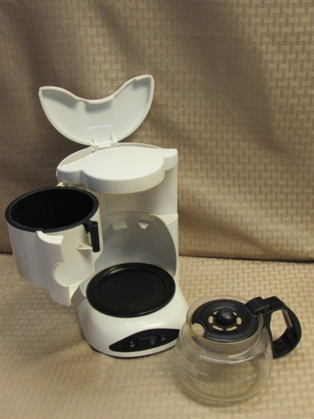 TIME FOR COFFEE!  4 CUP MR. COFFEE POT, FARM MUGS, FILTERS, GRINDER, COASTERS, TIMER & MORE