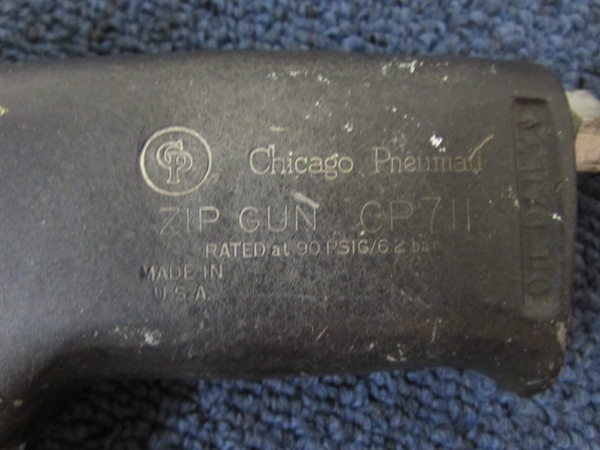 CHICAGO PNEUMATIC AIR HAMMER WITH MULTIPLE CHISEL HEADS & BRASS CONNECTOR