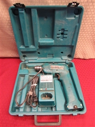 MAKITA CORDLESS DRILL DRIVER WITH CASE, CHARGER & BATTERY 