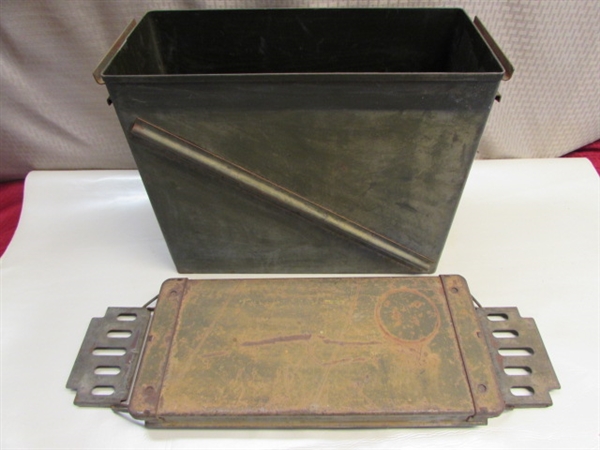 VIETNAM ERA METAL AMMO BOX