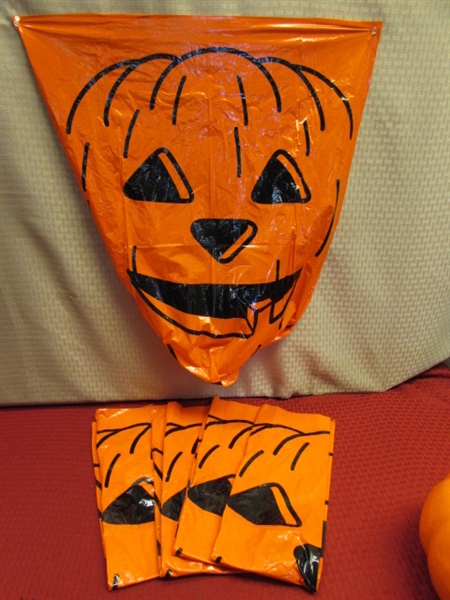 FANTASTIC HALLOWEEN DÉCOR-VINTAGE CERAMIC LIGHT UP JACK-O-LANTERN LEAF BAGS, SPIDER WEBS & PEN LIGHT