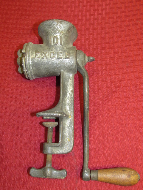 Lot Detail - VINTAGE 101 EXCEL HAND CRANK MEAT GRINDER