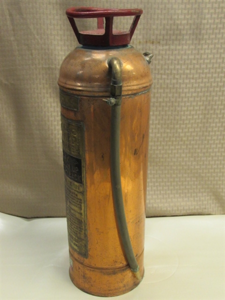 AWESOME VINTAGE BRASS & COPPER BUFFALO FIRE EXTINGUISHER