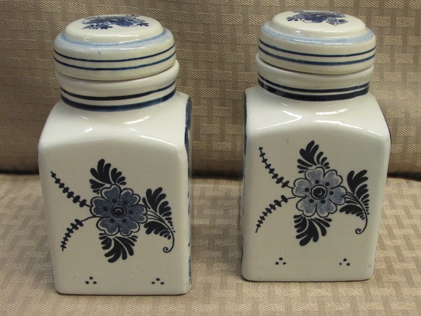 RARE, PRETTY VINTAGE DELFTS BLAUW (DELFT BLUE) HAND PAINTED CANISTERS & TRAY-MADE IN HOLLAND