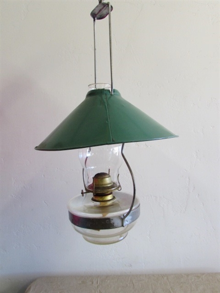 VICTORIAN STYLE HANGING OIL CABIN LAMP