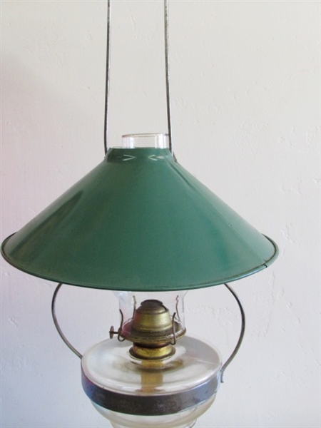 VICTORIAN STYLE HANGING OIL CABIN LAMP