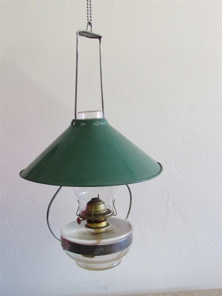 VICTORIAN STYLE HANGING OIL CABIN LAMP