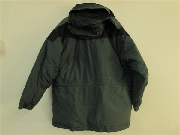 MENS EXTRA LARGE WINTER JACKET WITH DOWN AND WATERFOWL FILLING