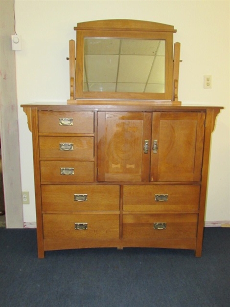 BASSET BRAND DRESSER WITH CHEVAL MIRROR